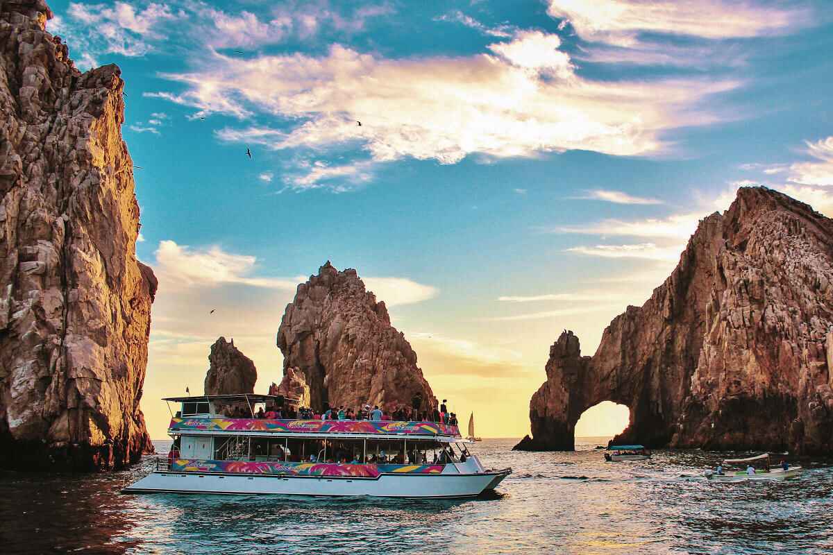 Boat tour at El Arco in Los Cabos