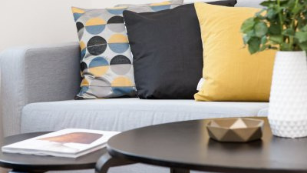 How to Choose the Right Furniture and Decor for Your Los Cabos Vacation Rental